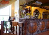 старое место ростов на дону мадояна меню. 5a725542cd9b1c2e44d5de3fbfb5177f. старое место ростов на дону мадояна меню фото. старое место ростов на дону мадояна меню-5a725542cd9b1c2e44d5de3fbfb5177f. картинка старое место ростов на дону мадояна меню. картинка 5a725542cd9b1c2e44d5de3fbfb5177f. Интерьер ресторана позволяет полностью погрузиться в атмосферу Чехии. Уютные занавески на окошках, зеленые растения. На стенах нарисованы сценки из жизни чешской пивной: беззаботные, раздобревшие от еды и пива люди, проводят время вместе и им очень от этого хорошо. Деревянная массивная мебель, кирпичная кладка, изящная винтовая лестница, ведущая в зал на второй этаж, пианино, барная стойка, оформленная огромными дубовыми бочками. Маленьким гостям очень понравится уютная детская комната с яркими игрушками.