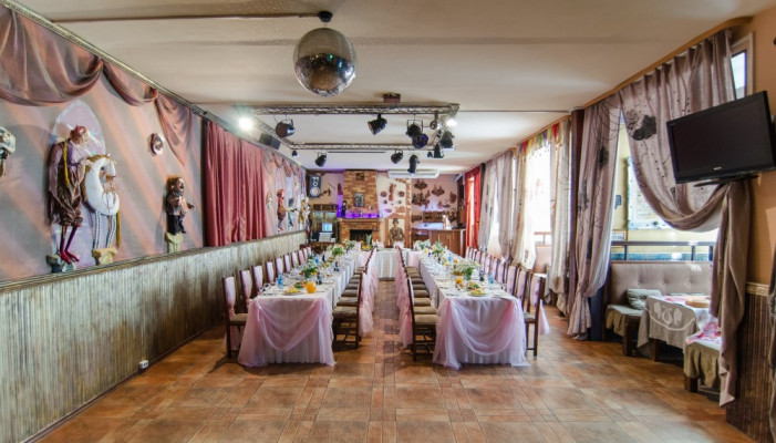 В доме актера