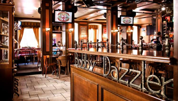 Bobby Dazzler Pub